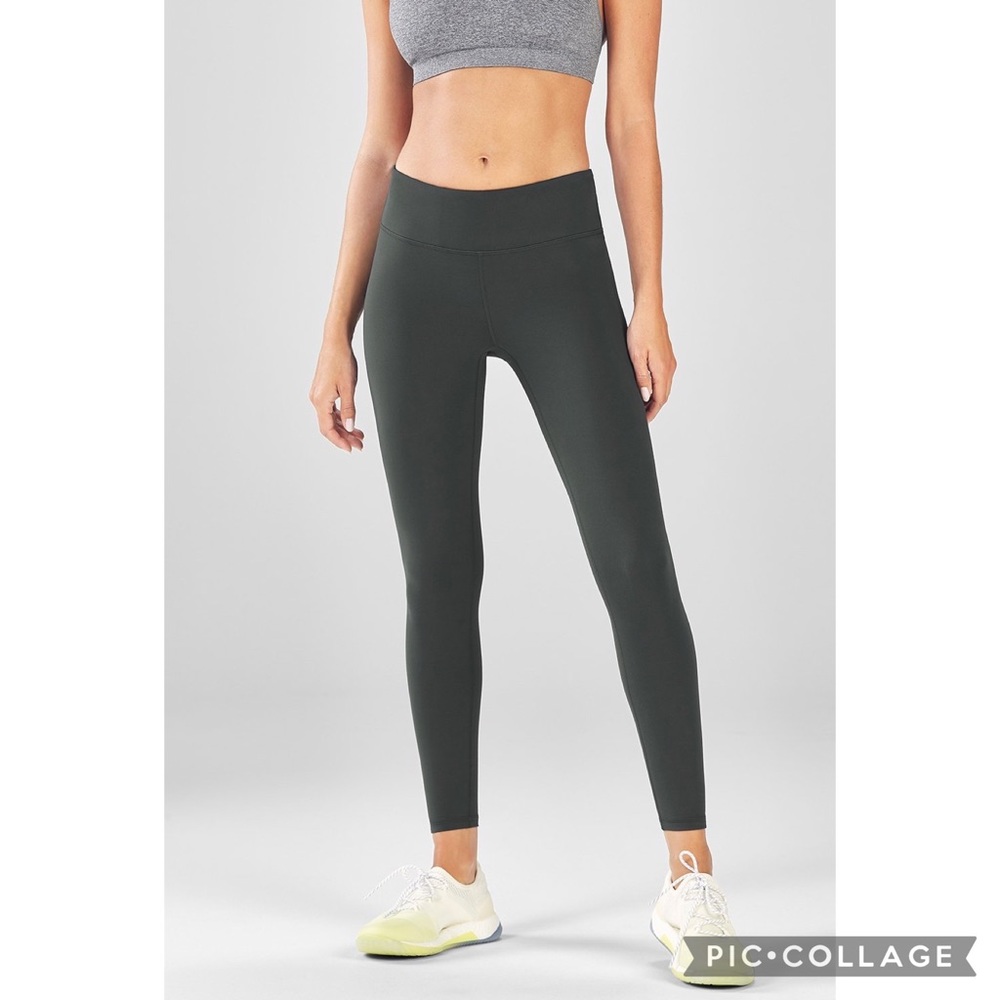 Fabletics Define Mid-Rise Legging
